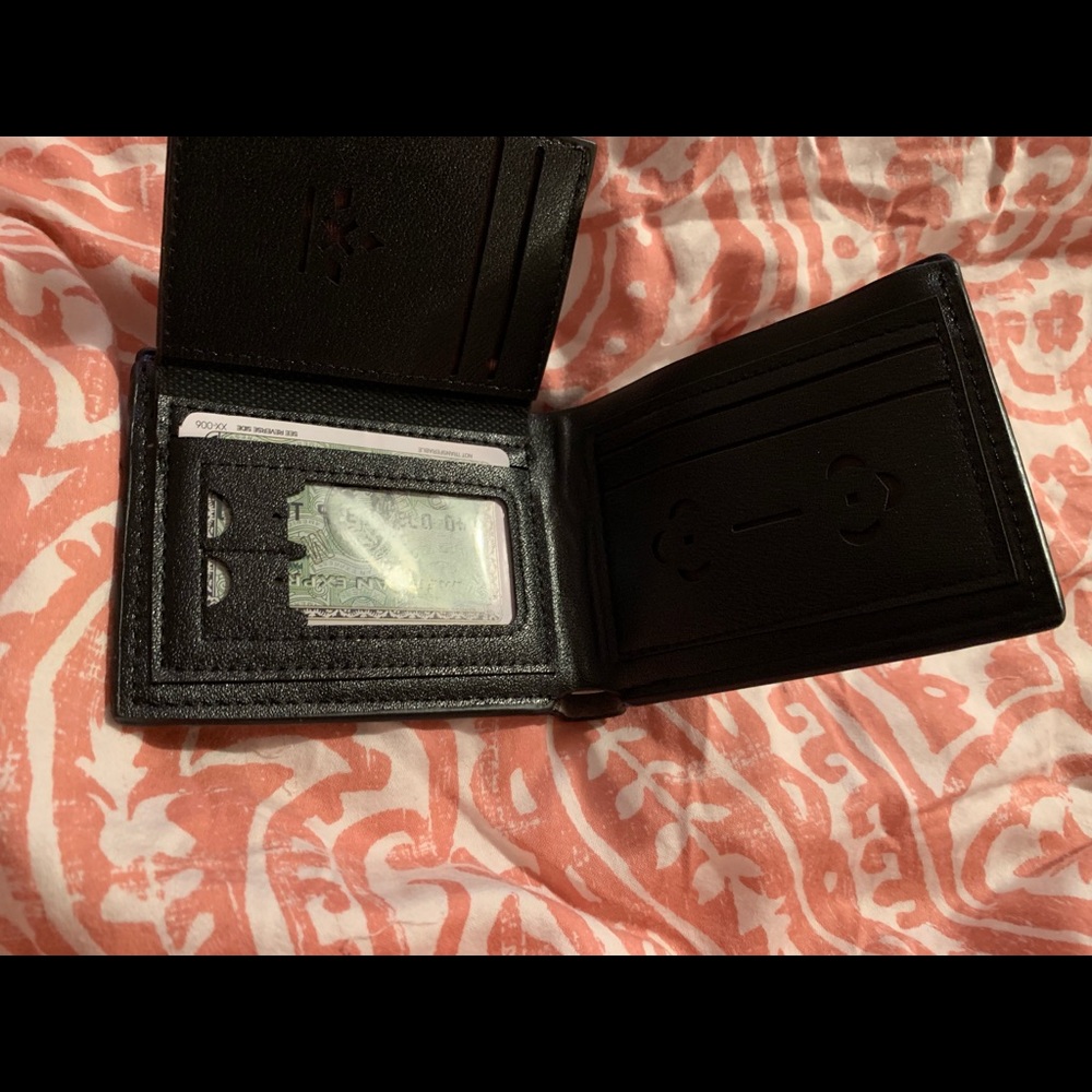 Gift Set - Picture 3 of 4